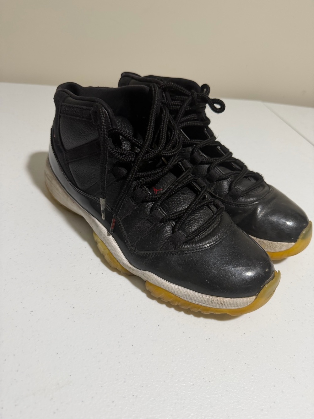 Jordan 11s ‘72-10’
